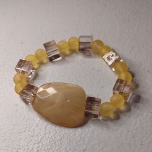 Chic Yellow and Cream Beaded Bracelet